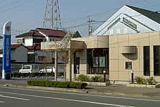 東間々田出張所外観